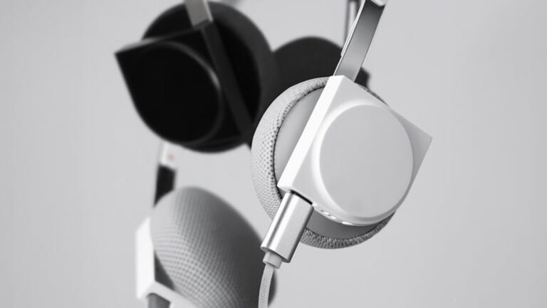 KM5 Lightwear headphones HP1 on a grey background