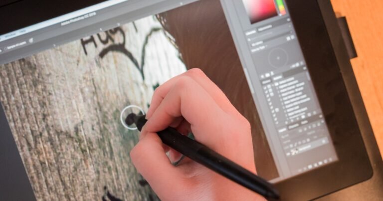 Should you save $100 on the Wacom Cintiq 16 or splurge for the Pro?
