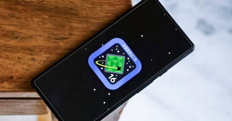 Android’s desktop mode for phones is taking shape, and it looks familiar