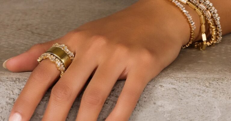 The Oura Ring gets the red carpet treatment, and it looks incredible