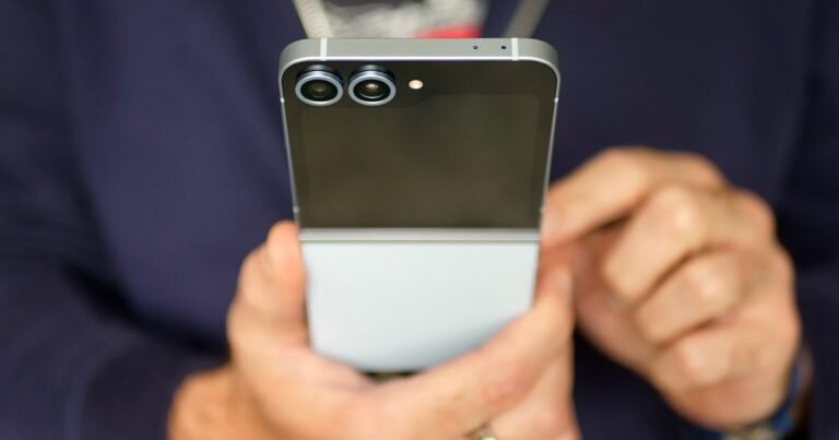 Samsung Galaxy Z Flip 7 may feature a surprise hardware return after all